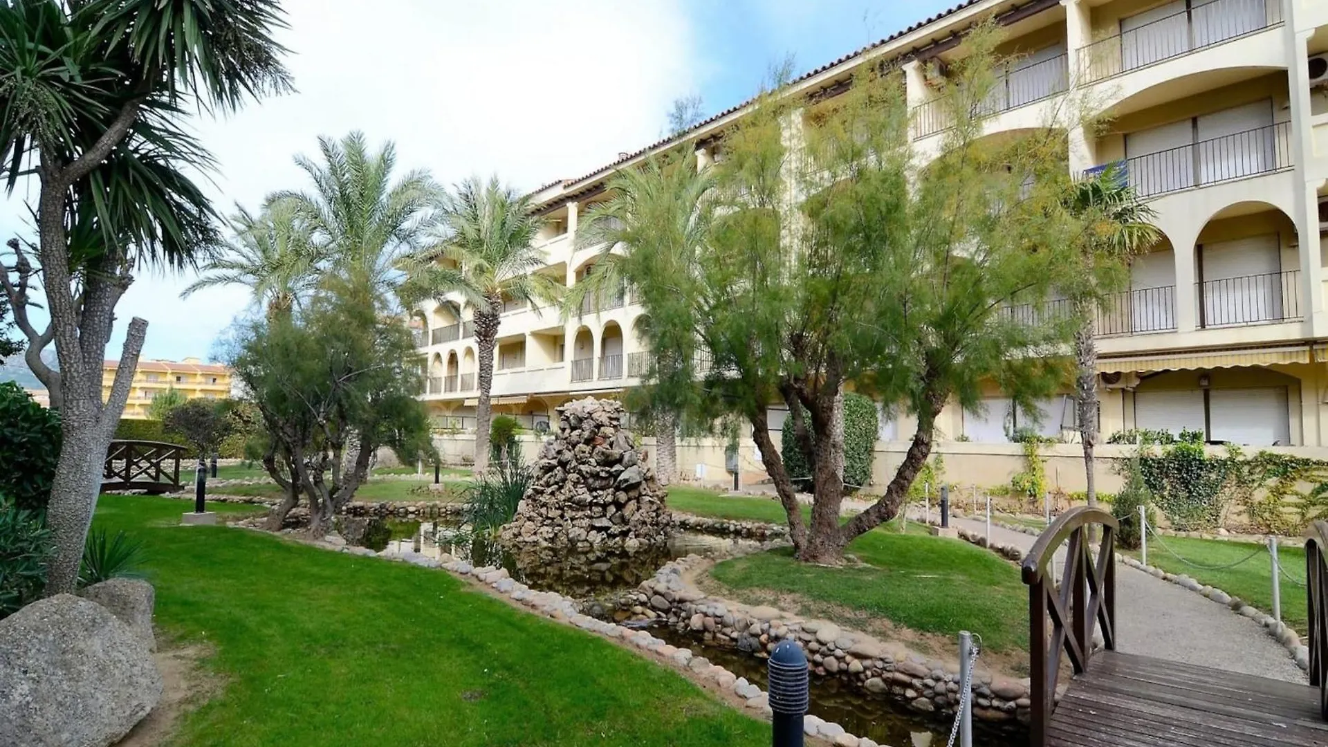 اتصالات Jardins Del Mar 037 
